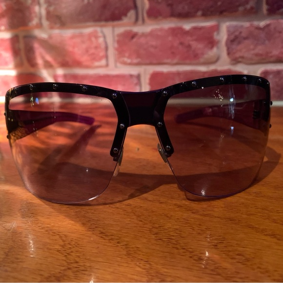 Vintage Gucci 1819S Purple Framless Sunglasses